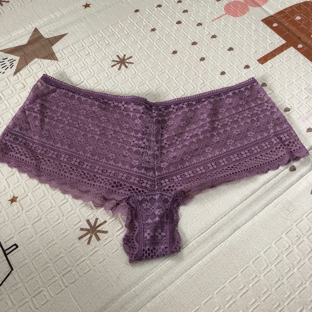Victoria's Secret Lace Shortie Panty